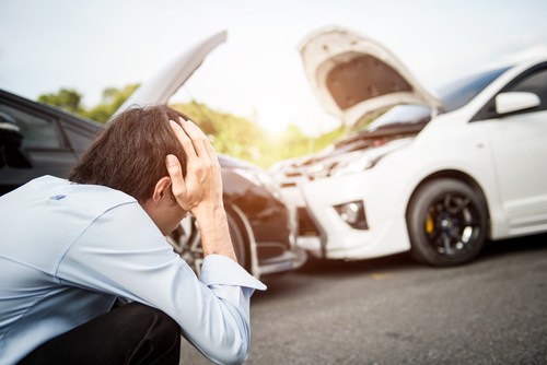 Can You Settle a Car Accident Without a Lawyer?